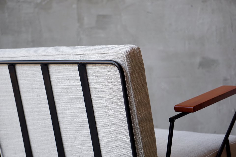 Vista Lounge Chairs